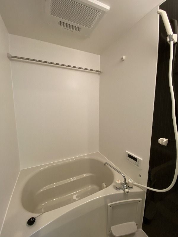 ミリアビタ前原の浴室