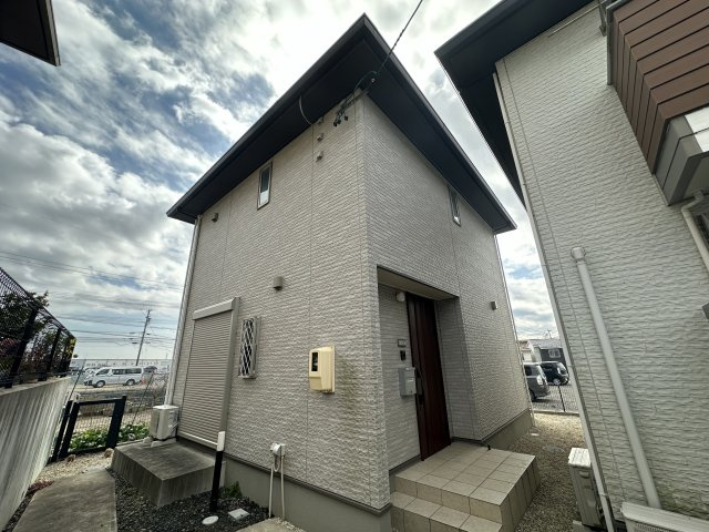 みよし市根浦町戸建賃貸B棟の外観