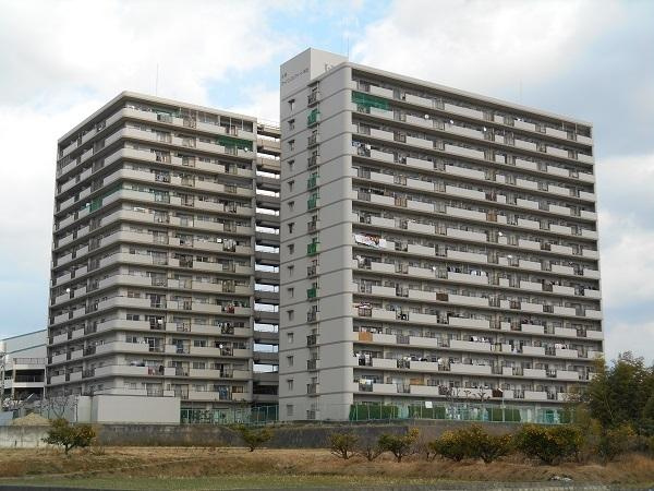 水鉄アーバンコンフォート岩出　の外観