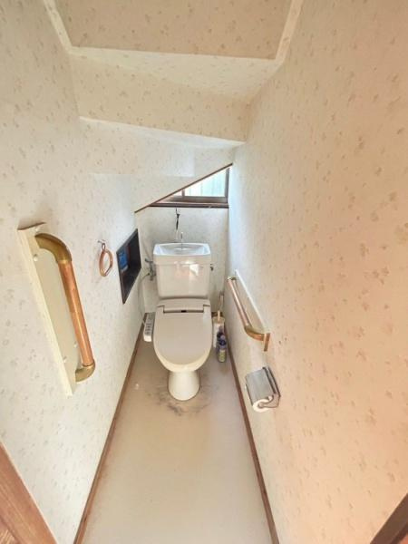 宮崎市月見ヶ丘　中古戸建のトイレ