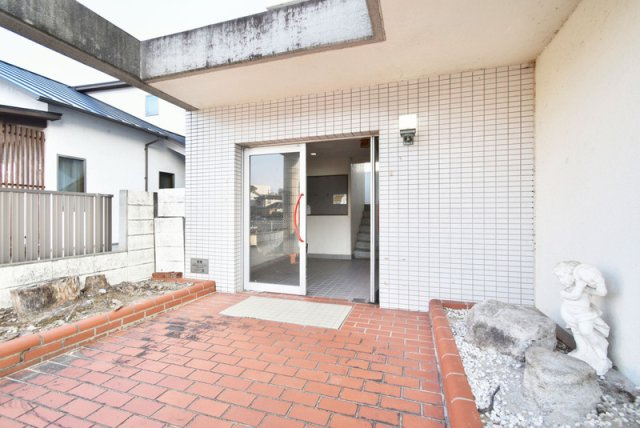 第2秋葉ビル【キャッシュバック対象物件】のエントランス