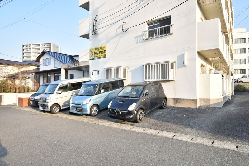 第2秋葉ビル【キャッシュバック対象物件】の駐車場