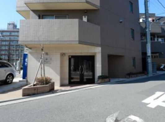 ライジングプレイス上板橋のエントランス
