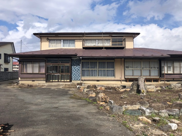 盛岡市上太田岡沼11-13　中古住宅の外観