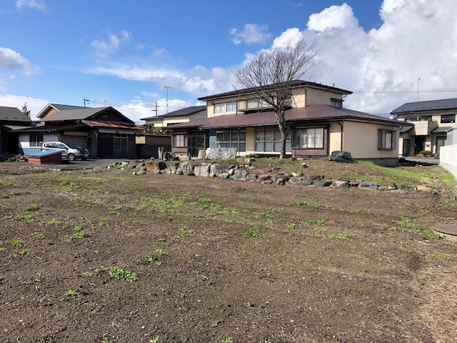 盛岡市上太田岡沼11-13　中古住宅の庭