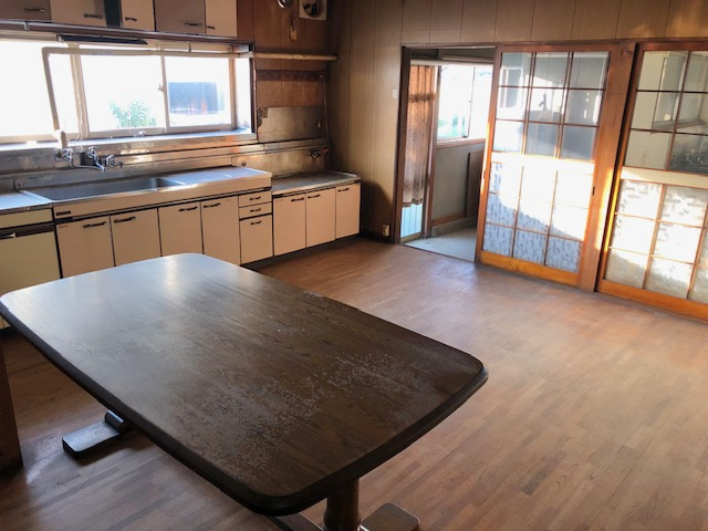 盛岡市上太田岡沼11-13　中古住宅のダイニング