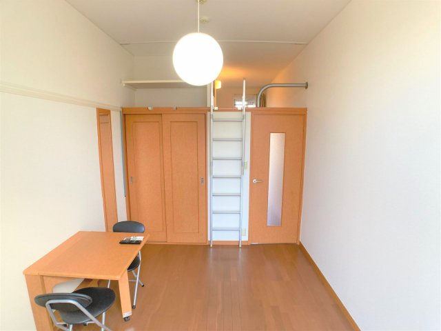 【寝室】 | 設備・仕様は号室により異なる為、現況を優先致します。