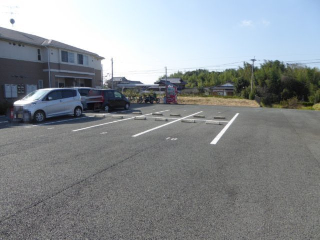 グリーンテラスの駐車場