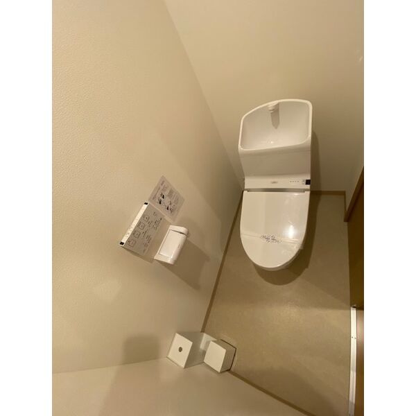 朱雀館のトイレ