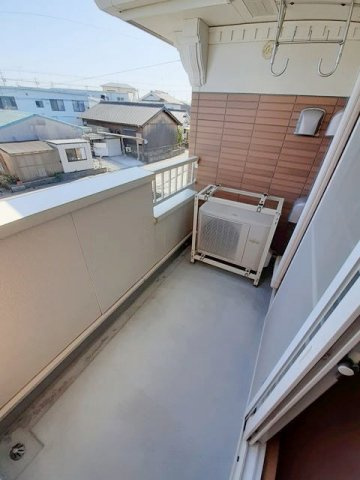 エル・東山のバルコニー