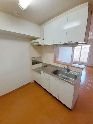 エル・東山のキッチン|きれいなキッチンです