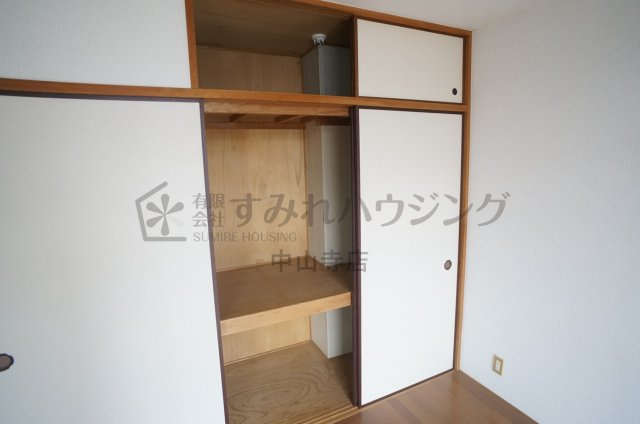 サンハイツ坂末の収納