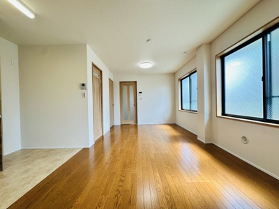 【居間・リビング】 | 笹堀B | ひろびろとしたLDK