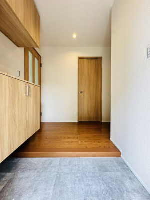 【玄関】 | 笹堀B | シューズボックス付の玄関