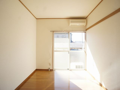 【子供部屋】 | ライブハウスⅠB | 南側洋間です♪