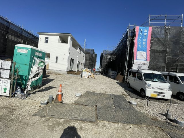 【仲介手数料無料】所沢市城全８棟６号棟　所沢市の新築住宅なら西武ハウジングの前面道路含む現地写真