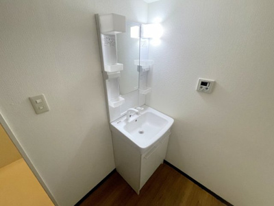 【独立洗面台】 | 岡5丁目 戸建