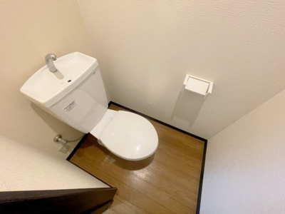 【トイレ】 | 岡5丁目 戸建