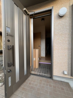 【玄関】 | 大津市唐崎1丁目22-4　中古戸建