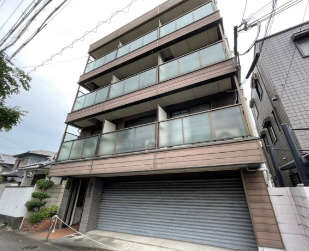 クレセント垂水の外観