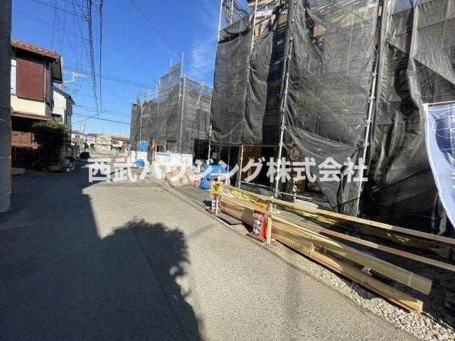 【仲介手数料無料】所沢市上新井３期１号棟　所沢市の新築住宅なら西武ハウジングの前面道路含む現地写真