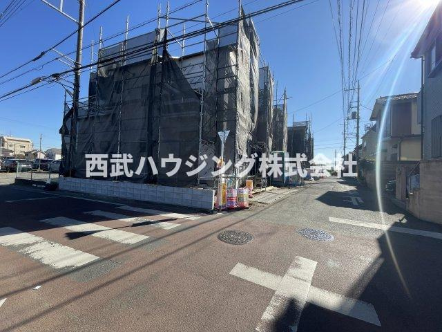 【仲介手数料無料】所沢市上新井３期１号棟　所沢市の新築住宅なら西武ハウジングの前面道路含む現地写真