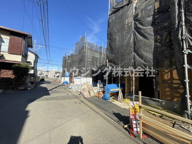 【仲介手数料無料】所沢市上新井３期３号棟　所沢市の新築住宅なら西武ハウジングの前面道路含む現地写真