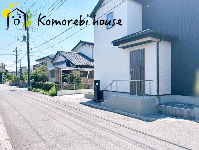 北本西高尾7丁目　24‐1期　新築一戸建て　リナージュ　02の前面道路含む現地写真|前面道路含む現地写真です