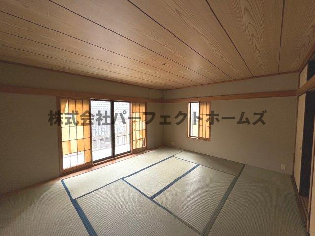 東香里南町戸建　賃貸の和室|趣のある和室です