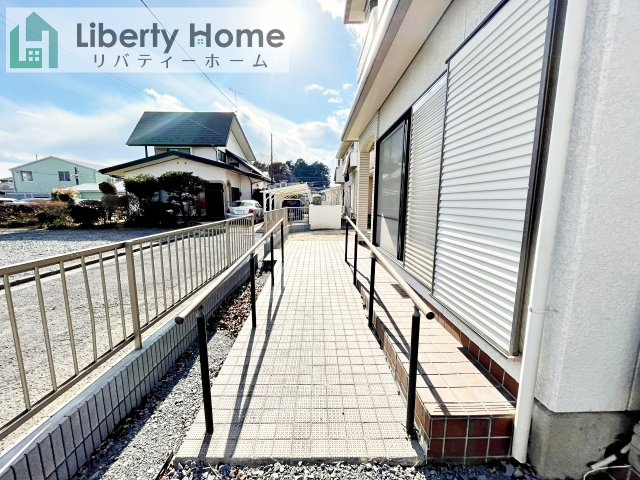 ひたちなか市勝倉　中古戸建のエントランス