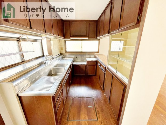 ひたちなか市勝倉　中古戸建のキッチン