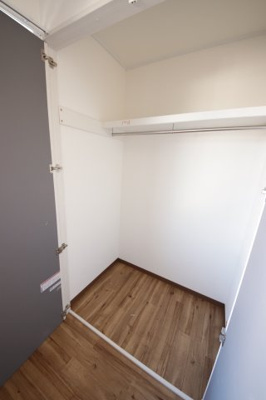 【収納】 | ラ・メール鴻巣 | ※同タイプの別の部屋の写真です。