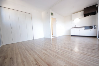 【居間・リビング】 | ラ・メール鴻巣 | ※同タイプの別の部屋の写真です。