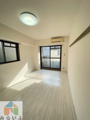 【居間・リビング】 | 春里壱番館