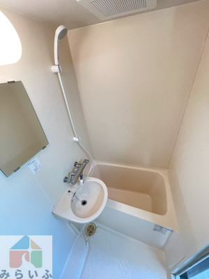 【浴室】 | 春里壱番館