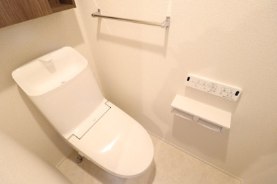 【トイレ】 | エルミタージュ | トイレもきれいです