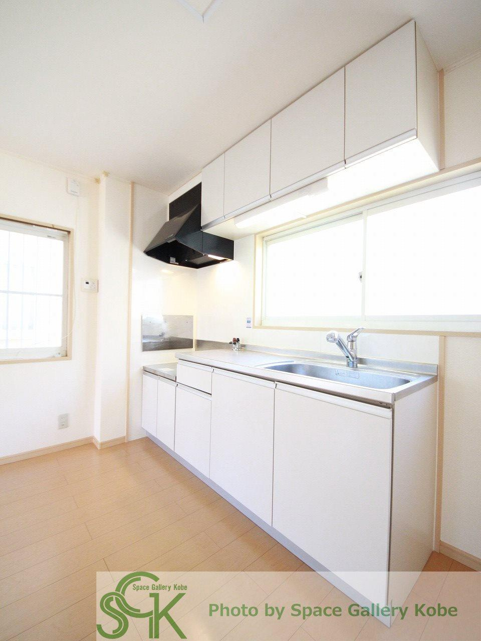 エナール桃山のキッチン|※同物件の別のお部屋の写真です※