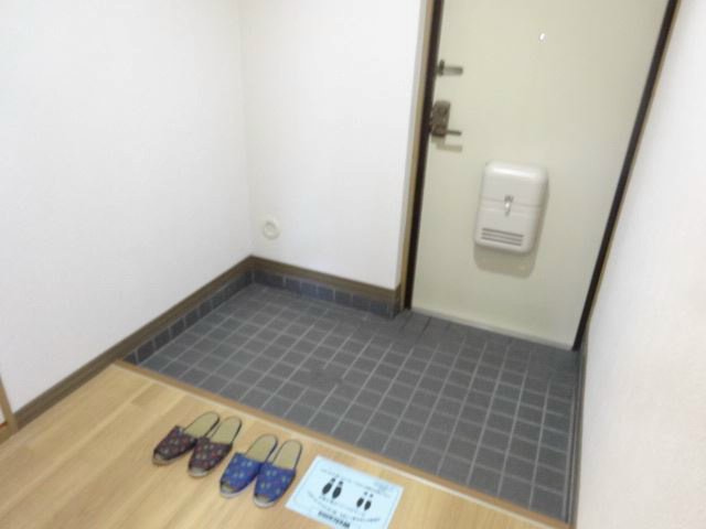 オークス向が丘の玄関