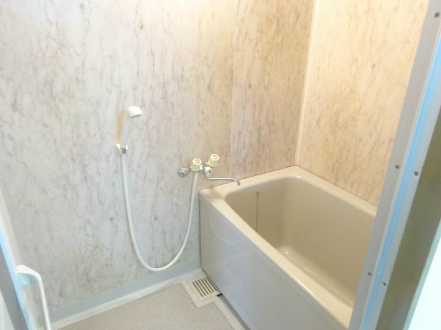 オークス向が丘の浴室