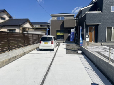 【外観】 | リーブルガーデン岩国市錦見8丁目　3号棟