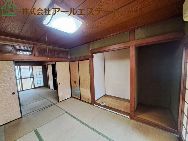 加古川市加古川町北在家　　山陽電鉄「尾上の松」徒歩15分の寝室