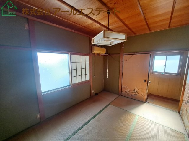 加古川市加古川町北在家　　山陽電鉄「尾上の松」徒歩15分の和室