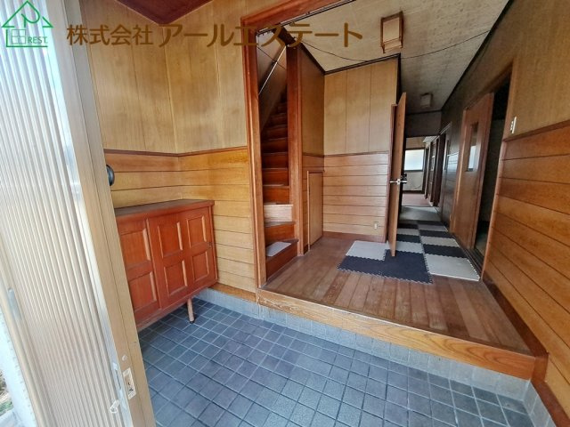 加古川市加古川町北在家　　山陽電鉄「尾上の松」徒歩15分の玄関