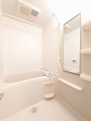 【浴室】 | プラシードカーサⅡ | 落ち着いた空間のお風呂です