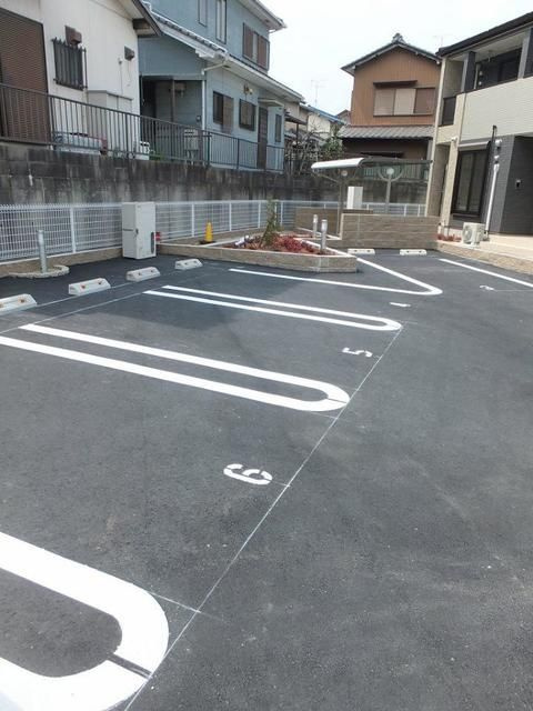 プリムローズＫＭ　　刈谷市近郊の賃貸ならクラスホーム刈谷店の駐車場