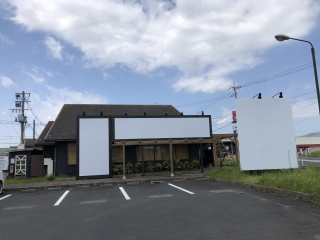 斐川町荘原貸店舗