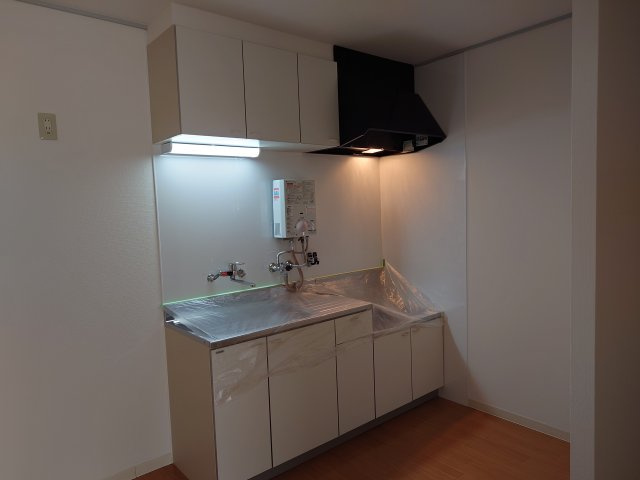 ハートランド逆瀬川のキッチン