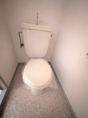 ハートランド逆瀬川のトイレ|コンパクトで使いやすいトイレです