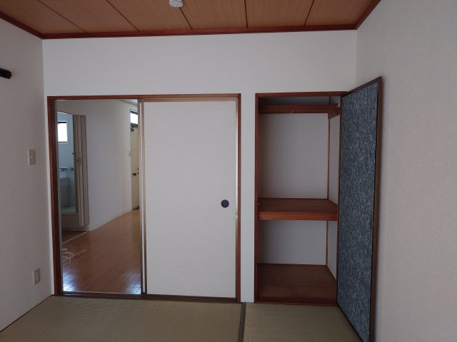 ハートランド逆瀬川の収納