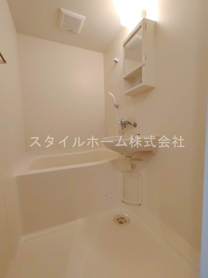 【浴室】 | コスモベルテ | 別部屋写真です。